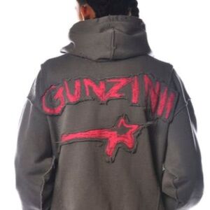 🔥 RARE - GUNZINI Distressed Star Hoodie - Streetwear Essential! 🔥 NWTS!!